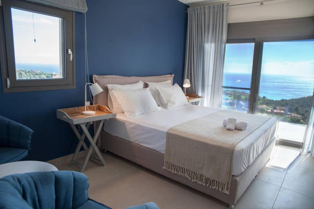 New Villa Blue With Private Pool At Trapezaki Livathos  Exteriér fotografie