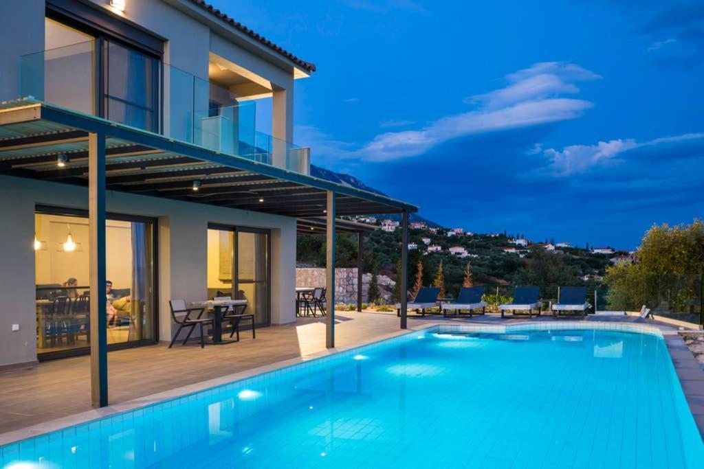 New Villa Blue With Private Pool At Trapezaki Livathos  Exteriér fotografie