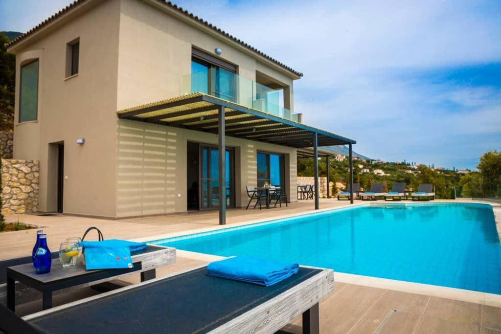 New Villa Blue With Private Pool At Trapezaki Livathos  Exteriér fotografie