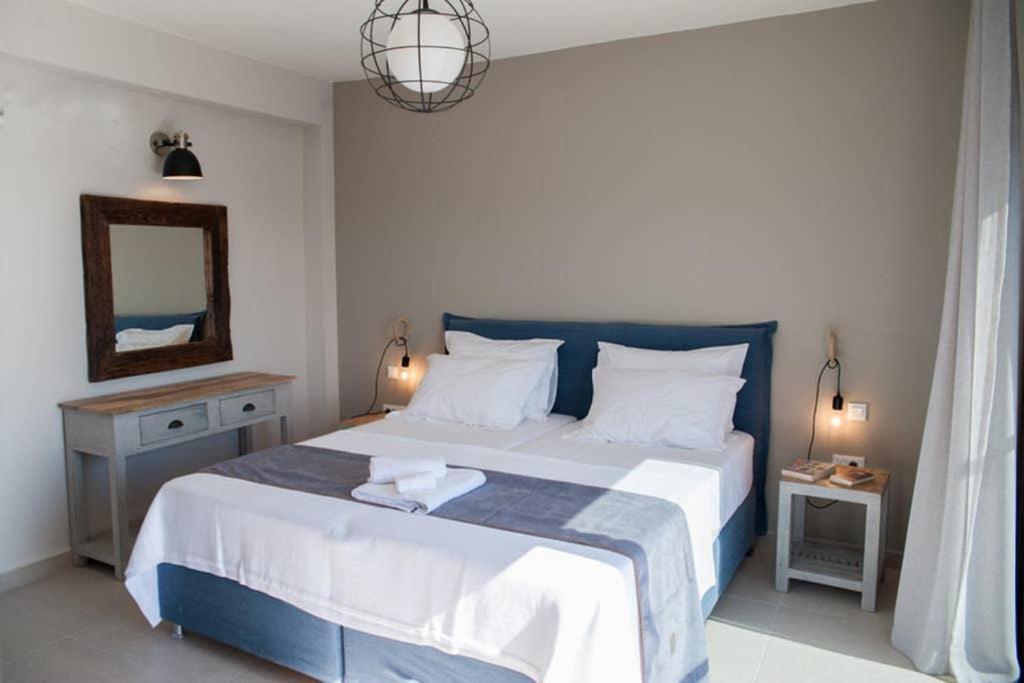 New Villa Blue With Private Pool At Trapezaki Livathos  Exteriér fotografie