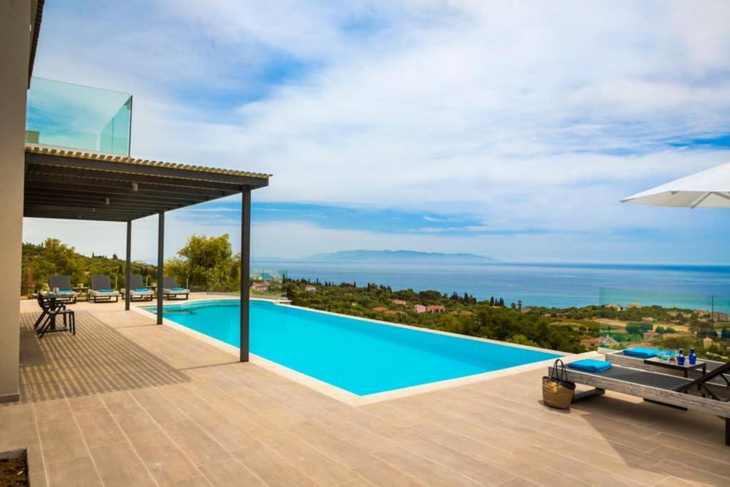 New Villa Blue With Private Pool At Trapezaki Livathos  Exteriér fotografie