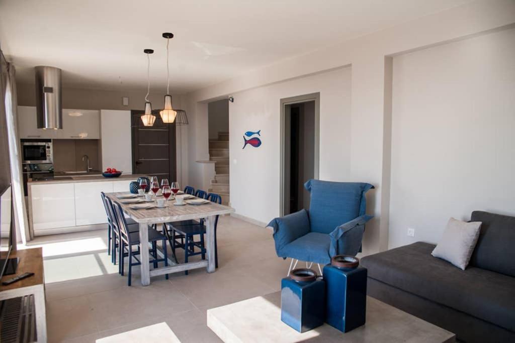 New Villa Blue With Private Pool At Trapezaki Livathos  Exteriér fotografie